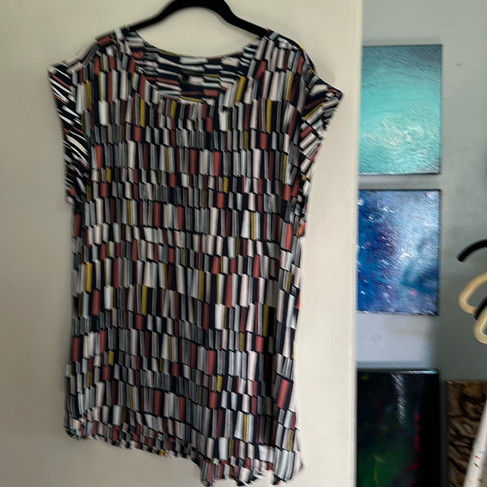 Ann Taylor short sleeve top